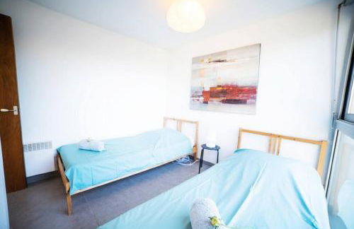 LE CALDERINI APPART - Face PLAGE WIFI et PARK Gratuit CALME - Résid Le Surcouf -TOP PROS SERVICESConciergerie La Grande Motte - Foto 21