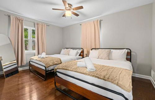 Elegant 5BR Home Sleeps 14 Minutes from DC - Russell - Foto 10