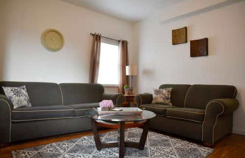Cozy & Family Friendly Pittsburgh Home Sleeps 6 - Foto 3