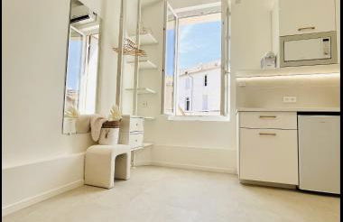 Cosy Suite - Élégance & Calme en Hyper-Centre - Foto 32