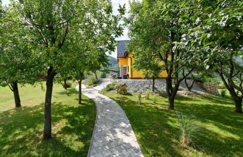 3 Bedroom Amazing Home In Lepoglava - Foto 23