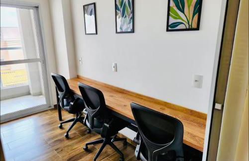 Studio 64 novo bem equipado com ar condicionado, cozinha completa, até 4 pessoas - Centro Mogi - Photo 22