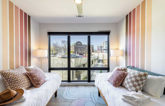 Walkable Midtown Location Modern Amenities, Pool & Gym Anthem by Avantstay - Foto 9