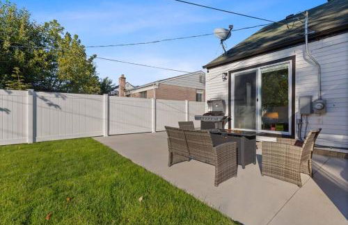 Dark House With HotTub TV in Rooms - Foto 40