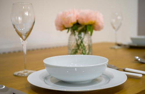 Beautiful 2 Bedroom House in Atherton, Free Parking - Foto 17