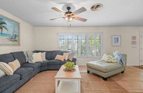 Golf Cart-Jacuzzi-Surfing Abode on Hutchinson Island - Foto 28