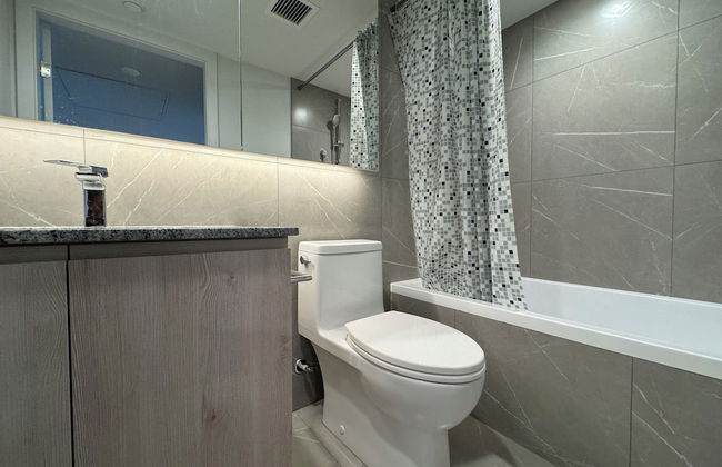 Silverstone Downtown Long-Term stay - Photo 37