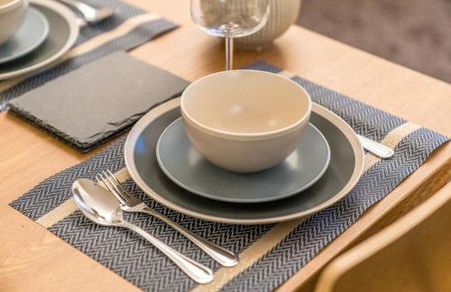 Lovely 3BD Flat, Parking, sleeps SIX close to O2 - Foto 5