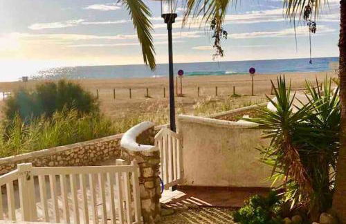 Three bedroom house by the sea - Foto 1