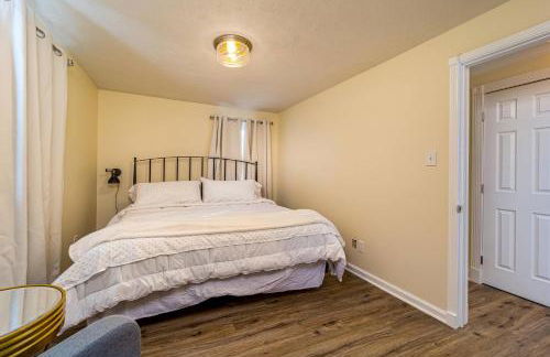 Stylish 2BR n Old Town Greenwood - Foto 12