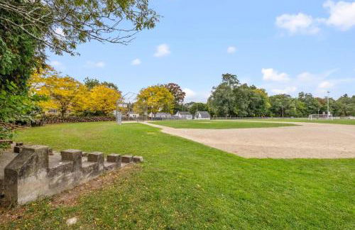 North End Single Family 4 Bed 2 Bath - Foto 45