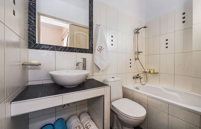 Summer House Collection - Photo 30