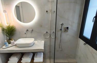 CONSTA Luxury House - Photo 17