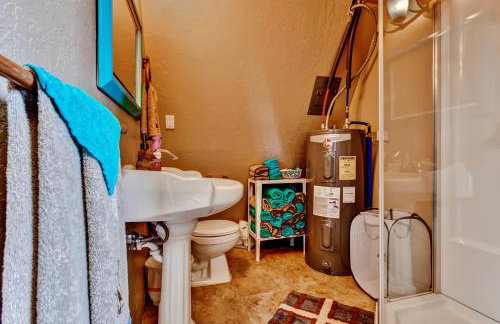 Secluded and Cozy Antimony Cabin with Fire Pit - Foto 13