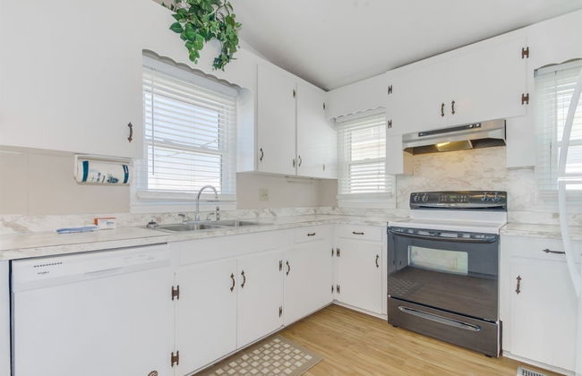 Garden City Beach House Escape! - Foto 14