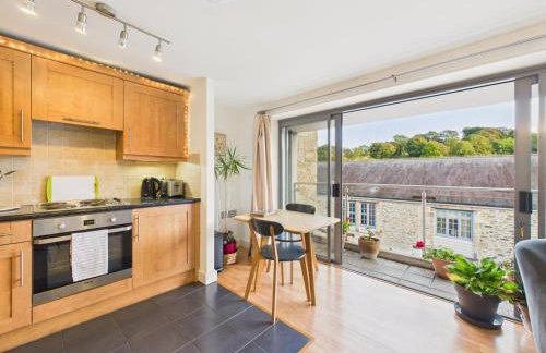 Penryn Quayside Apartment – 1-bed, Fully Equipped Waterside base - Foto 1