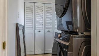 Cozy 4BR Retreat - Private backyard, Gazebo & Grill - Foto 5