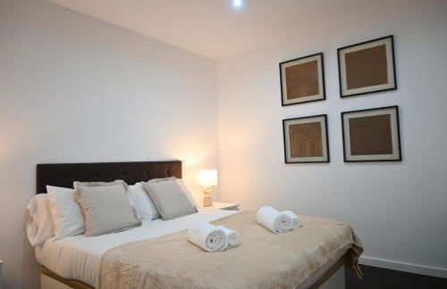 Apartment with Balcony on Calle Santa Engracia Temporal SEN1692 - Foto 40