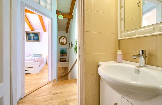 Tranquil Getaway Polje Villa With Pool - Foto 28