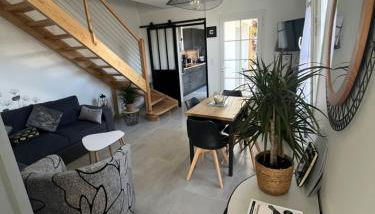 Maison chaleureuse avec terrasse privative proche de la gare et du centre-ville - Foto 4