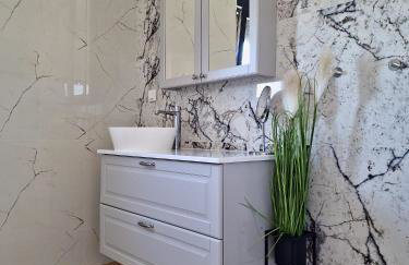 Luxury Villa Laura with Jacuzzi in Malinska - Foto 22