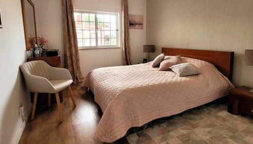 Villa soleada con total tranquilidad - Photo 2