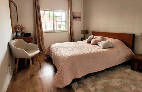 Villa soleada con total tranquilidad - Photo 2