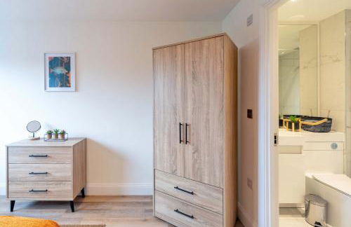 Stylish 2BR Apartment at Trinity Point Gravesend - Foto 18