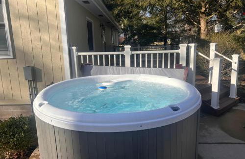 The Sharlene-Hot tub Fenced yard Steps to Douglas - Foto 36