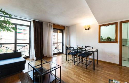 Prado Museum Air - Photo 2