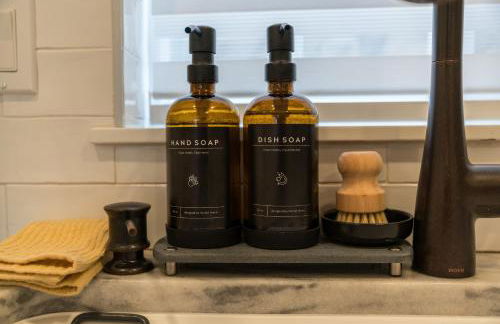 Luxe Bavarian Retreat - in Town with Hot Tub - Foto 54