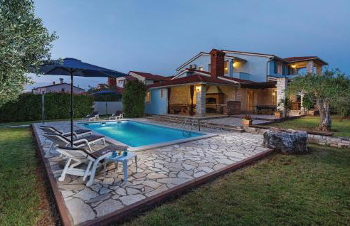 Lovely Home In Golubovo - Foto 19