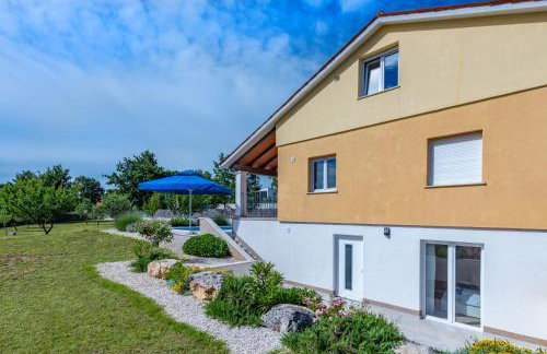 Villa Antonia, a beautiful pool villa in a large 1900 sqm garden - Foto 19