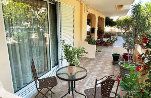 Cosy Apartment with Garden 5 min from metro - Foto 9