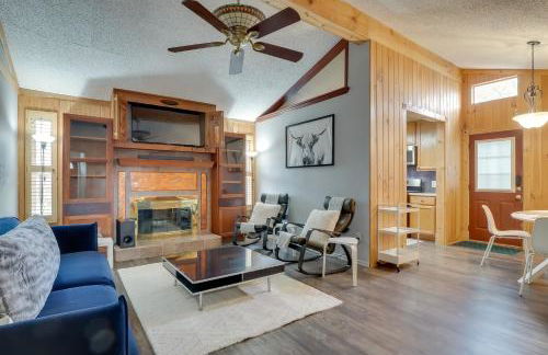 Round Rock Home with Large Yard 20 Mi to Austin! - Photo 4