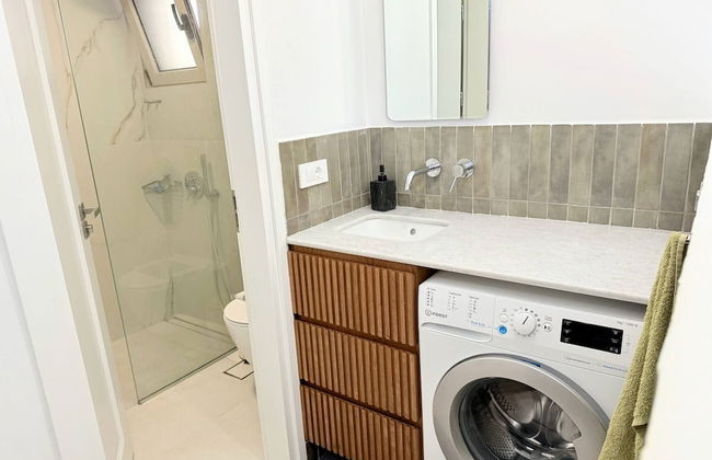 Azure Loft - 3min Walk to Beach, 10min to Old Town - Foto 14