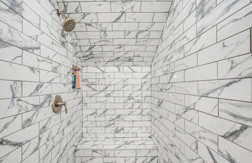 Charming Tonica Farmhouse with Private Yard! - Foto 16