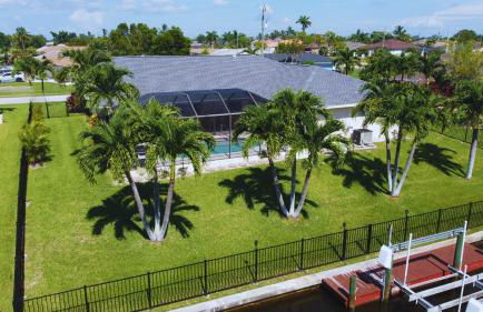 Pelican Paradise! Waterfront, BBQ, Heated Pool, King Bed, Luxury, Family Fun & More - Foto 53