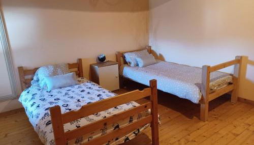 Honeysuckle Cottage at Gites de la Vienne - Foto 3