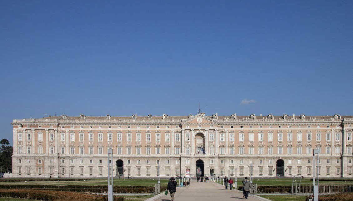 Train and Ticket to the Royal Palace of Caserta - Foto 1
