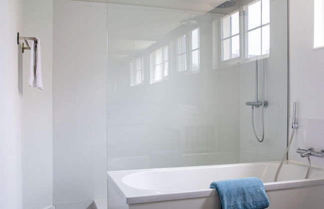 Luxury Villa in Sint-Idesbald with Hot Tub - Photo 41