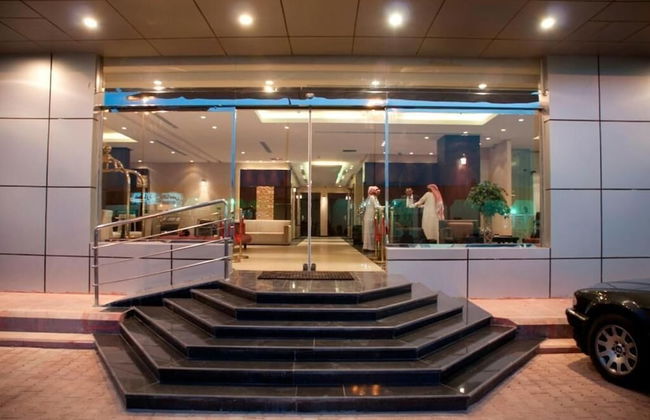 Riyadh Dior - Foto 17