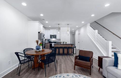 Modern Comfort Near AU l Perfect for Families & Fans - Foto 10