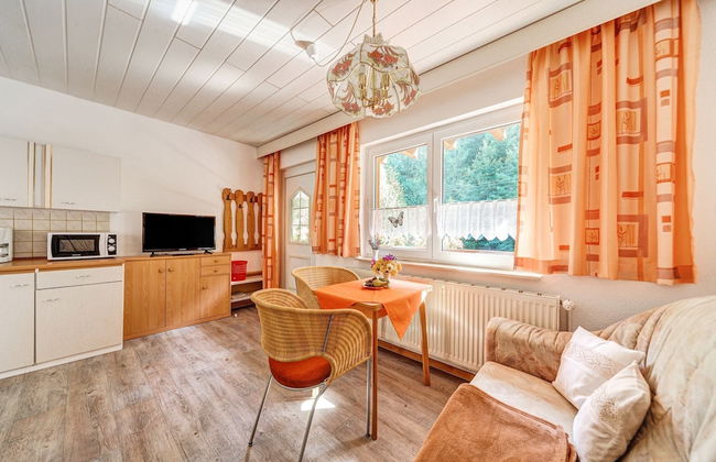 Cozy Apartment Near Trails - Foto 21