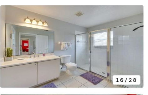 Spacious 3 bedroom pool home with lake view - Foto 6