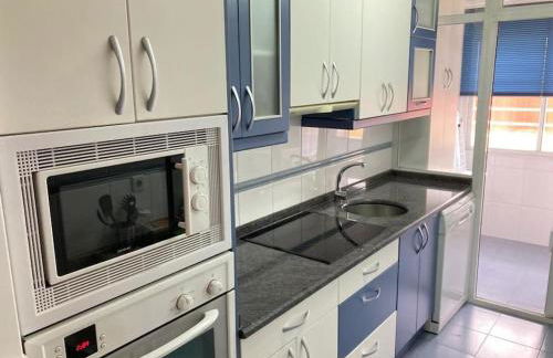 Apto 2 habitaciones, garaje gratis - Foto 6