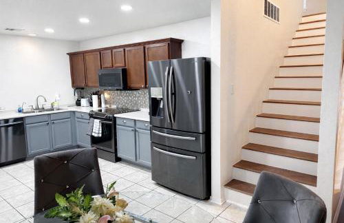 Peaceful Family Retreat Near AT&T Stadium, Texas Rangers, Six Flags, Epic Waters Indoor Waterpark, DFW Airport & More! - Foto 39