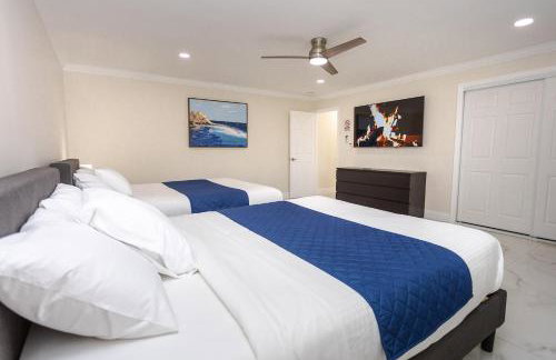 Amazing 5BR Villa Heated Pool near Hard Rock - Foto 20