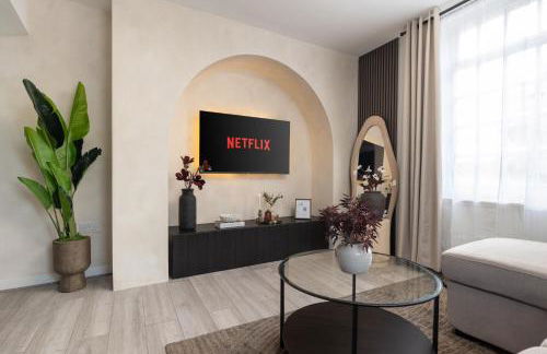 New Modern 2 Bedroom Central Apt Greater Manchester, Sleeps 5, Near Airport with Great Transport Links - Foto 9