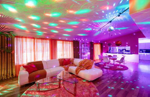 Disco House- The 70s Experience w Pool Spa - Foto 9